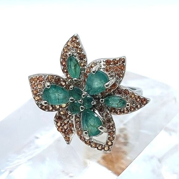 Natural Emerald 6x4mm & Sapphire 925 Sterling Silver Ring Sz 6. - Picture 6 of 6